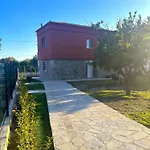 Holiday home Stone House In Dikella