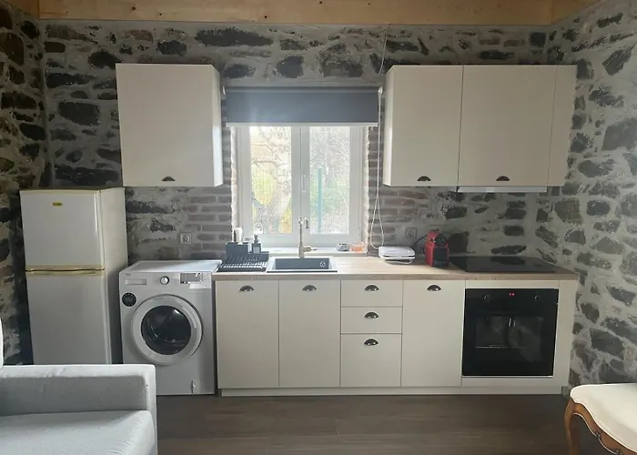 Σπίτι διακοπών Stone House In *