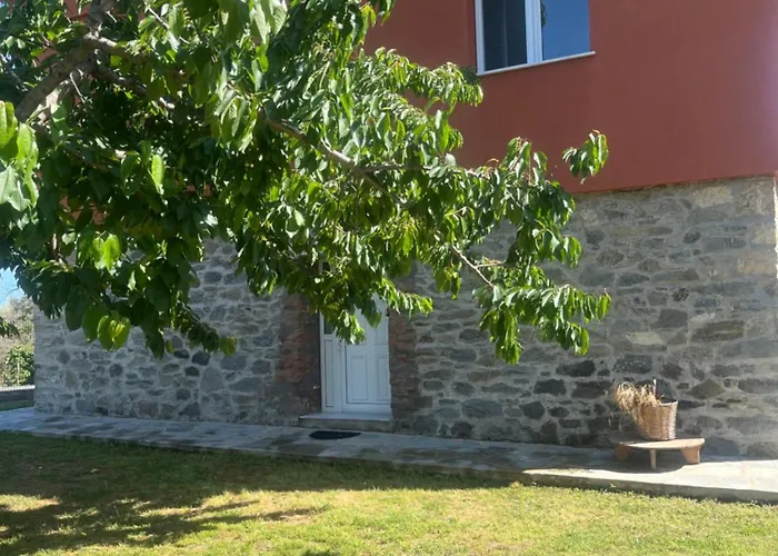 Σπίτι διακοπών Stone House In *